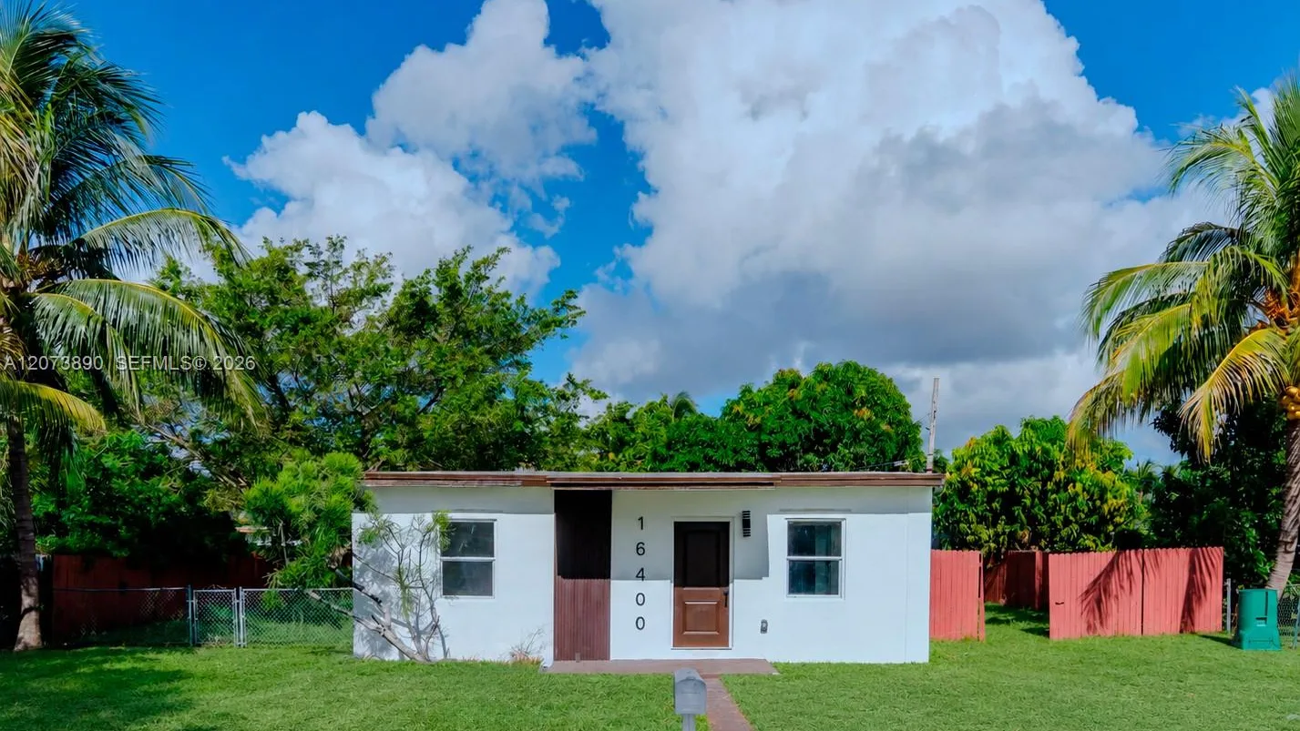 16400 NW 23rd Ct